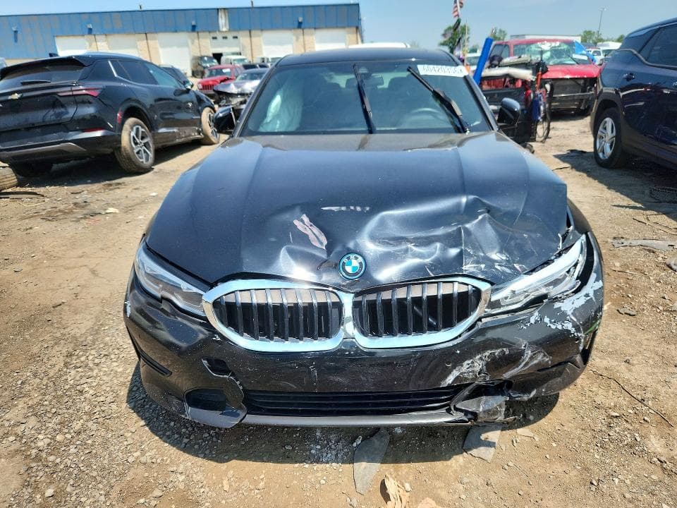 2022 BMW 330XE 5