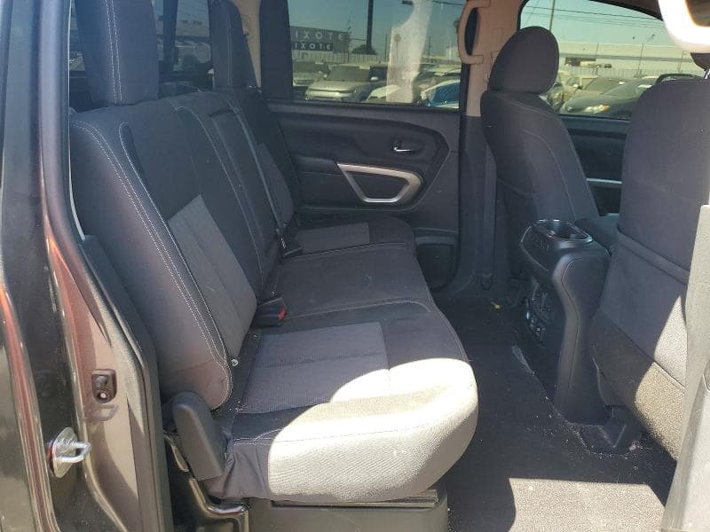 2023 NISSAN TITAN SV/SL/PLATINUM RESERVE SV/SL/PLATINUM RESERVE 10