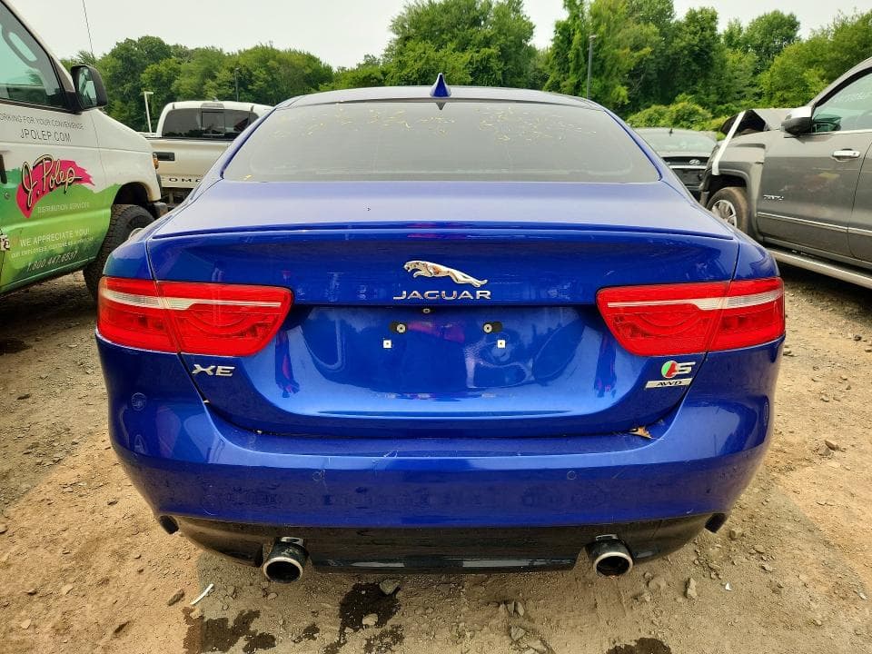 2019 JAGUAR XE S S 6