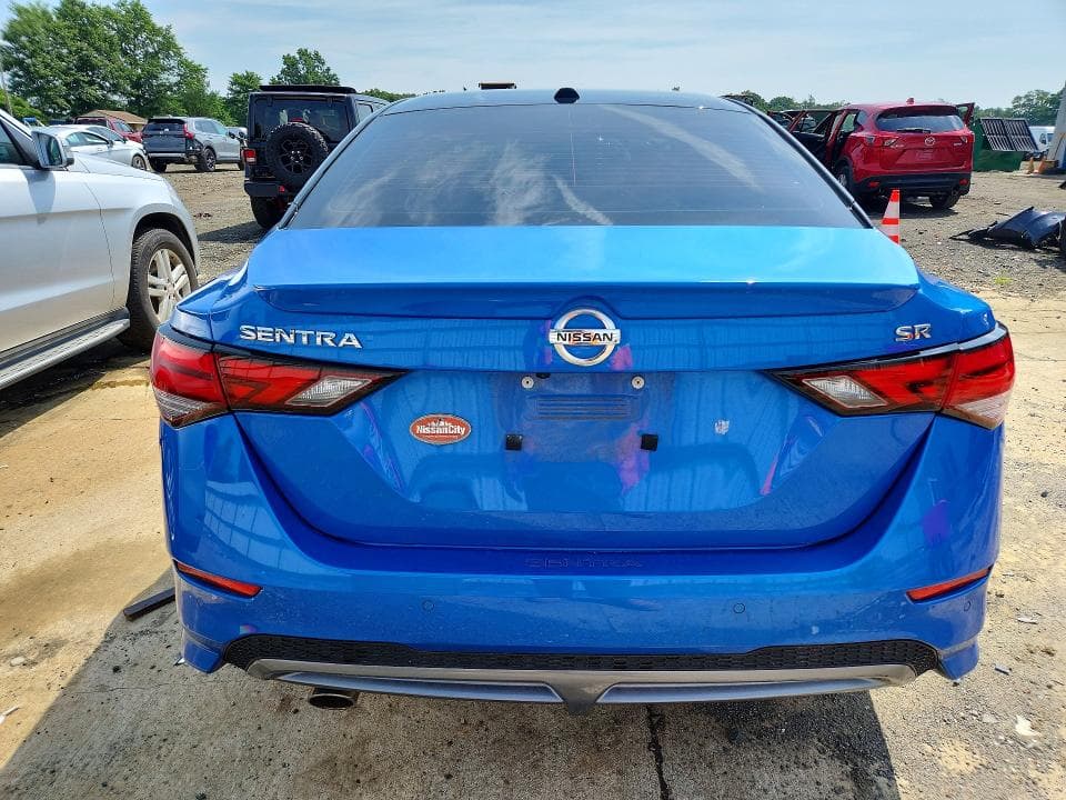 2022 NISSAN SENTRA SR 6