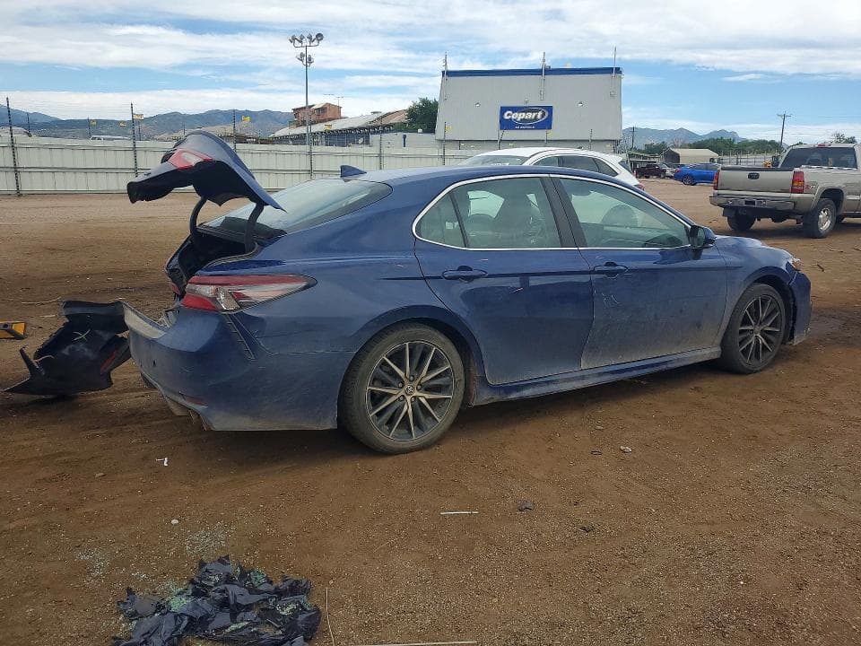 2023 TOYOTA CAMRY SE SE 3