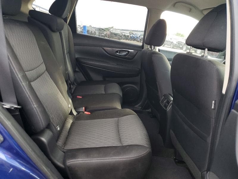 2018 NISSAN ROGUE SV 11