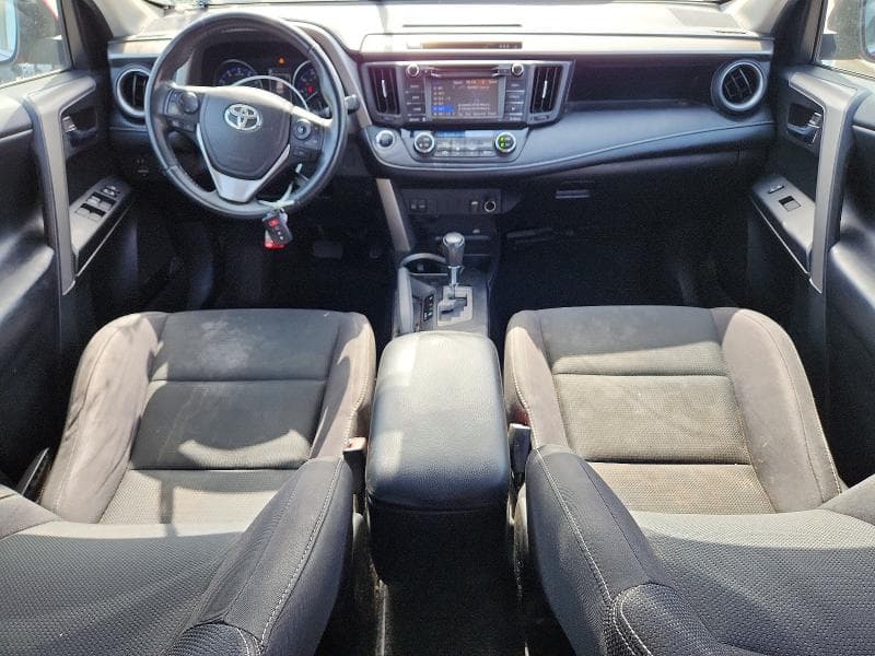 2018 TOYOTA RAV4 XLE 8