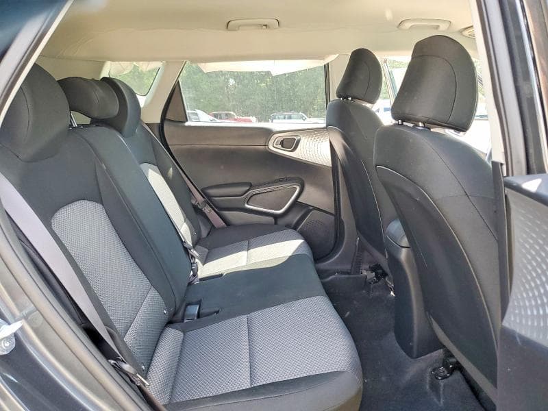 2025 KIA SOUL LX 10