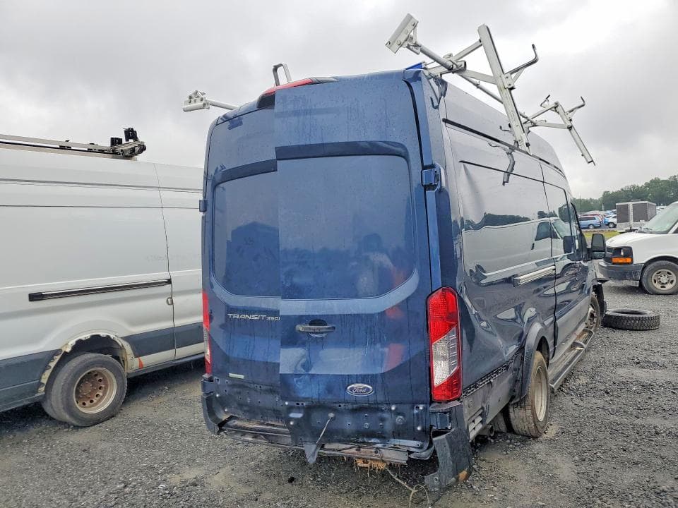 2022 FORD TRANSIT 3