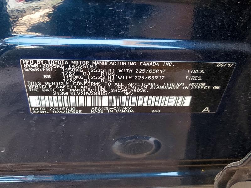 2017 TOYOTA RAV4 XLE 14