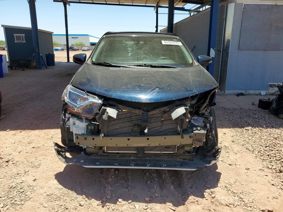 2017 TOYOTA RAV4 XLE 5