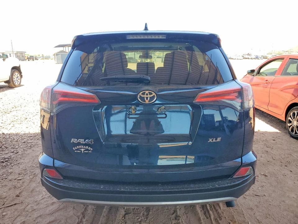 2017 TOYOTA RAV4 XLE 6