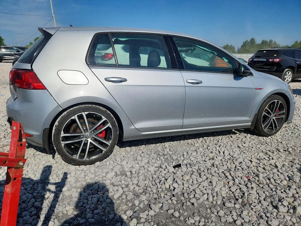 2017 VOLKSWAGEN GTI S/SE 3