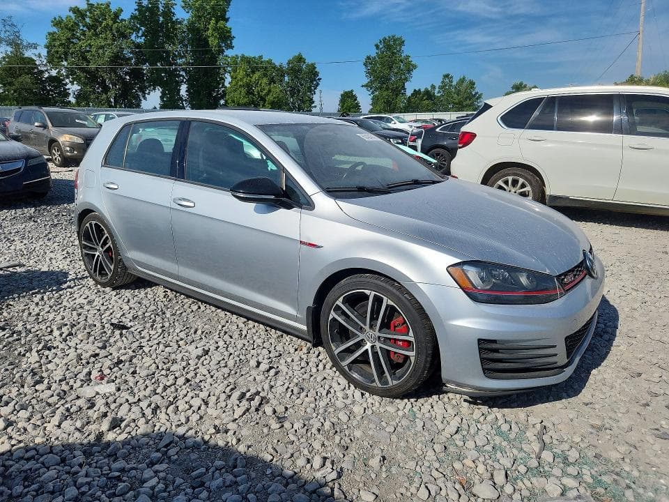 2017 VOLKSWAGEN GTI S/SE 4