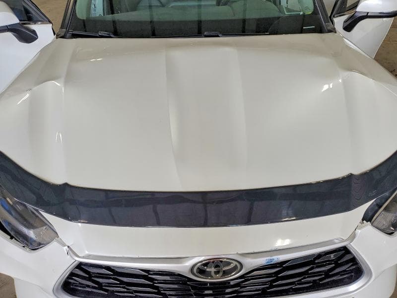 2022 TOYOTA HIGHLANDER XLE 11