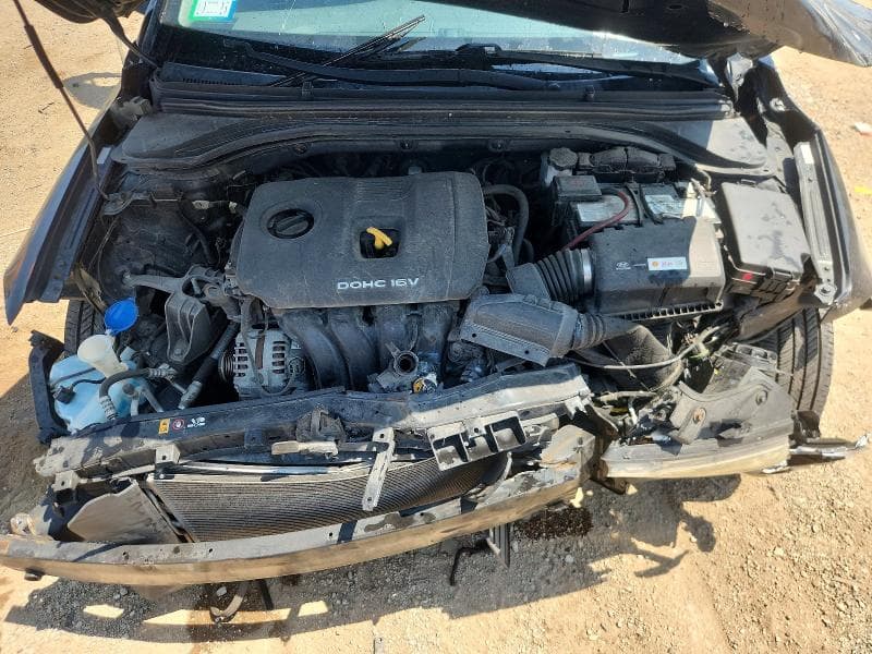 2017 HYUNDAI ELANTRA SE 11