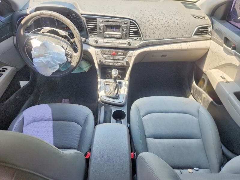 2017 HYUNDAI ELANTRA SE 8