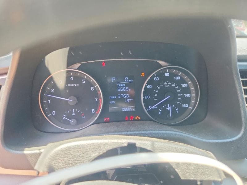 2017 HYUNDAI ELANTRA SE 9