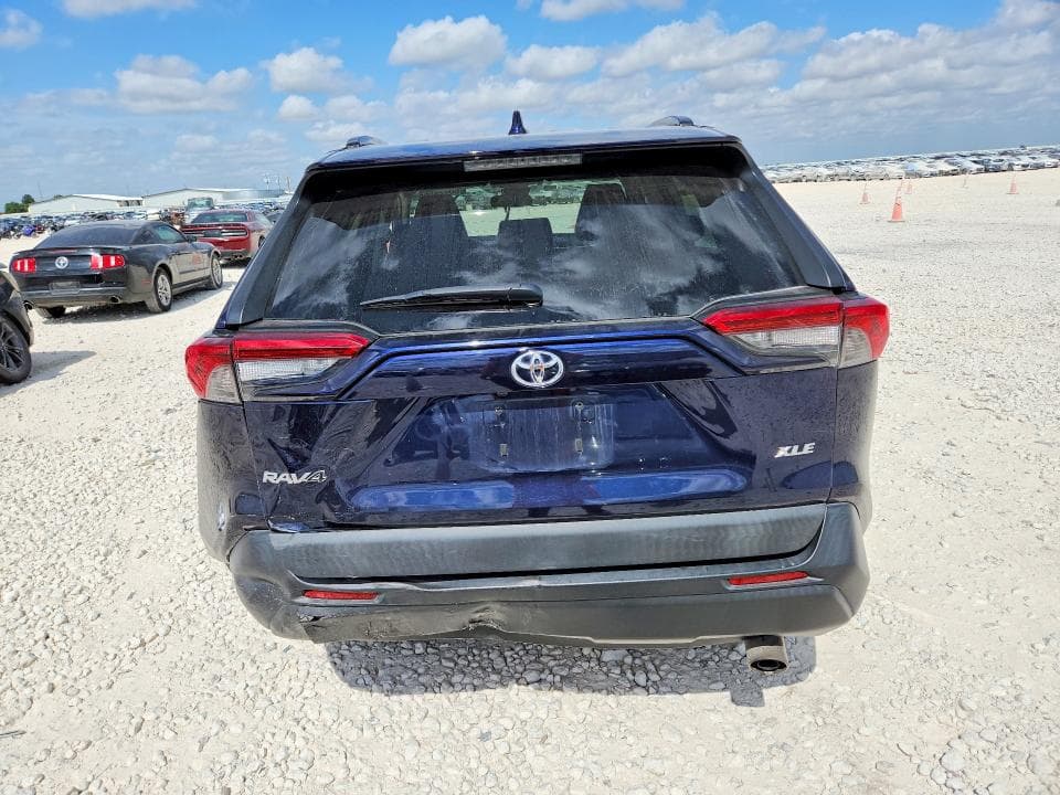 2019 TOYOTA RAV4 XLE PREMIUM 6