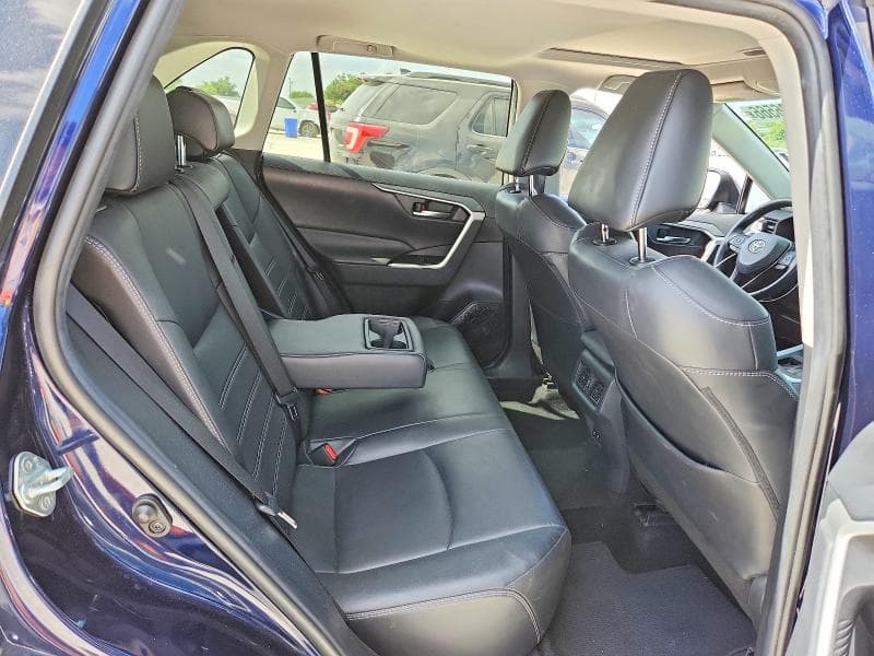 2019 TOYOTA RAV4 XLE PREMIUM 10