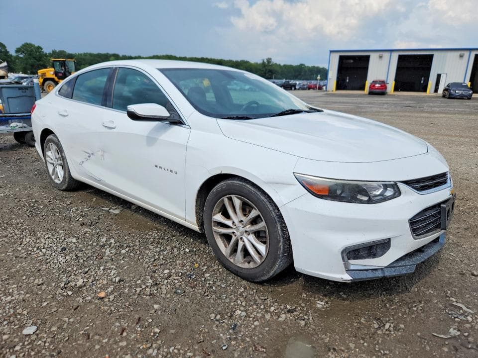2017 CHEVROLET MALIBU LT 4