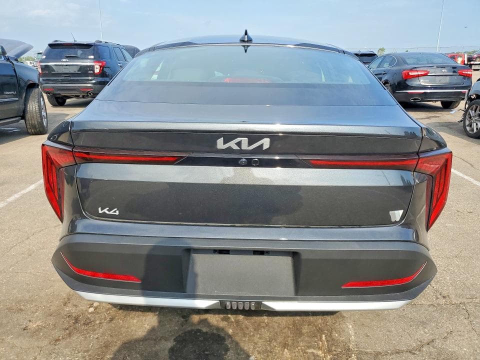 2025 KIA K4 LXS 6
