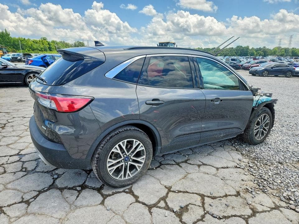 2020 FORD ESCAPE SEL 3