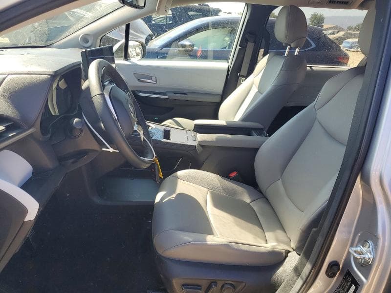 2025 TOYOTA SIENNA XLE 7-PASSENGER 7