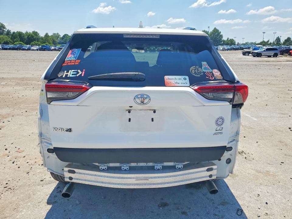 2019 TOYOTA RAV4 LE LE 6