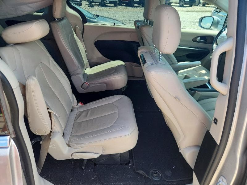 2017 CHRYSLER PACIFICA TOURING L PLUS 11