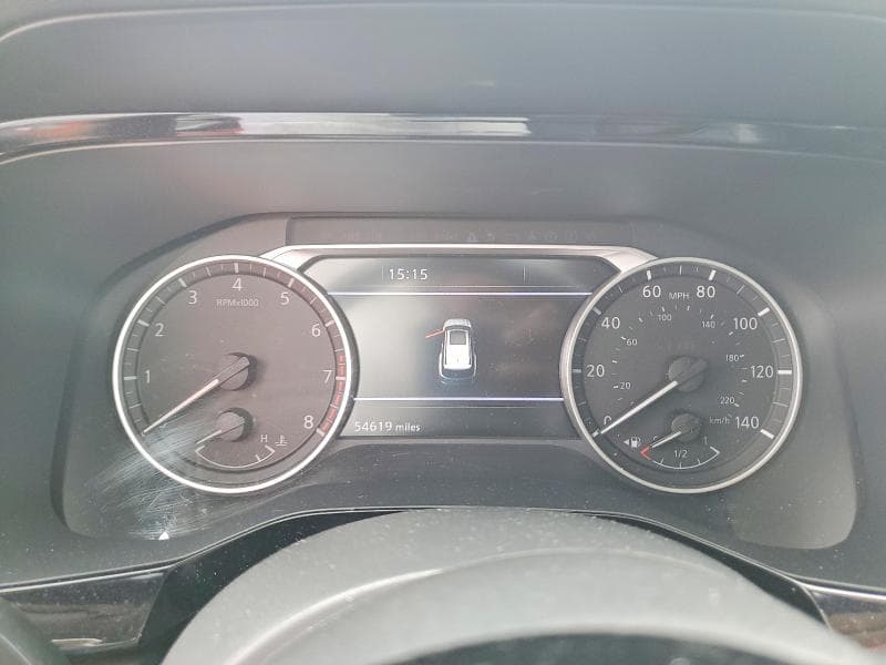 2022 NISSAN PATHFINDER SL 9