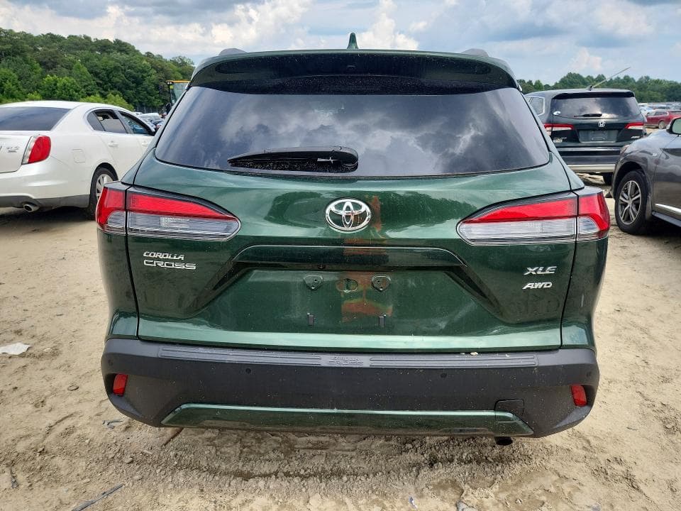 2022 TOYOTA COROLLA CROSS XLE XLE 6