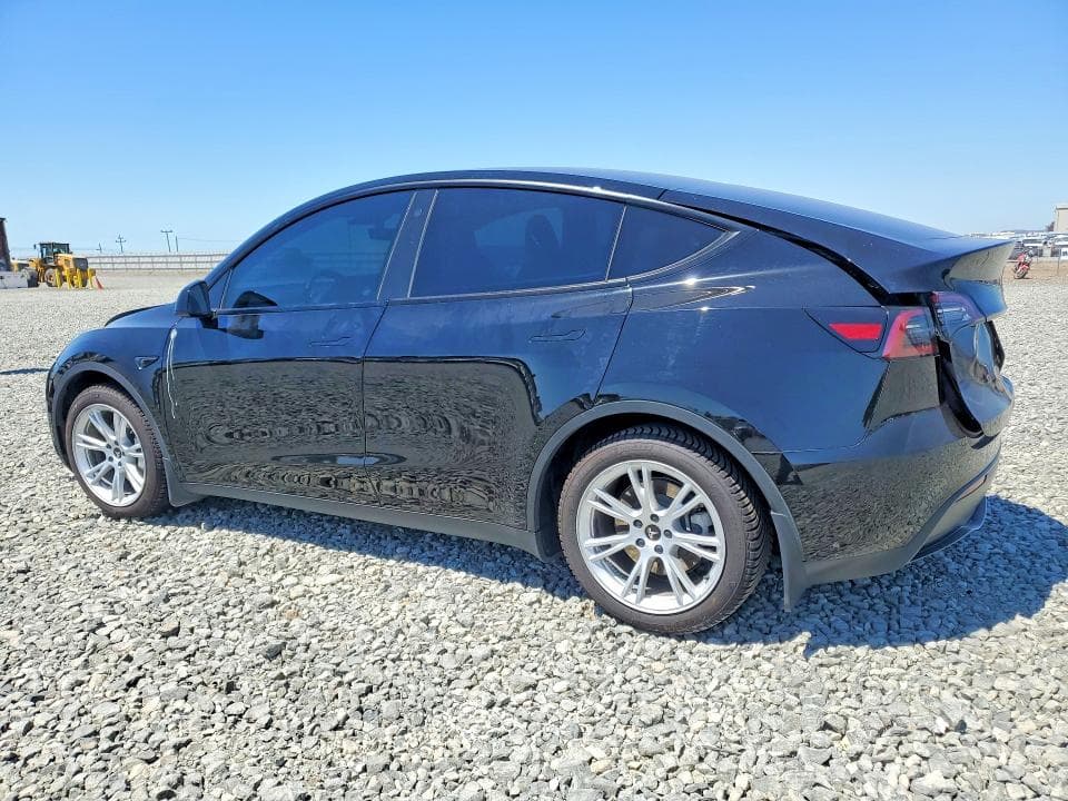 2023 TESLA MODEL Y 2