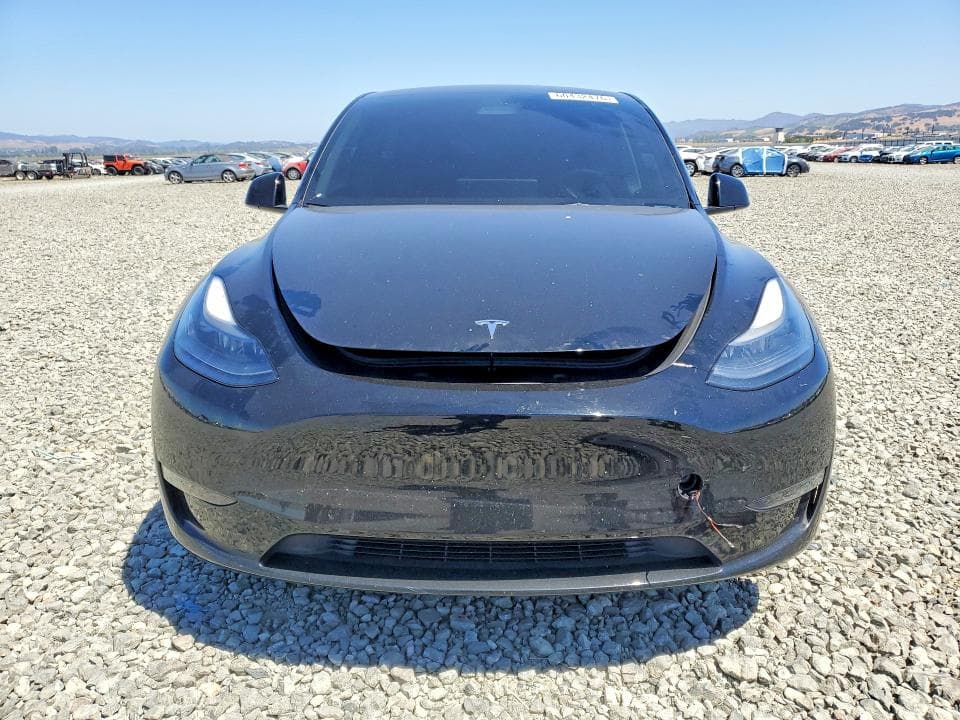 2023 TESLA MODEL Y 5
