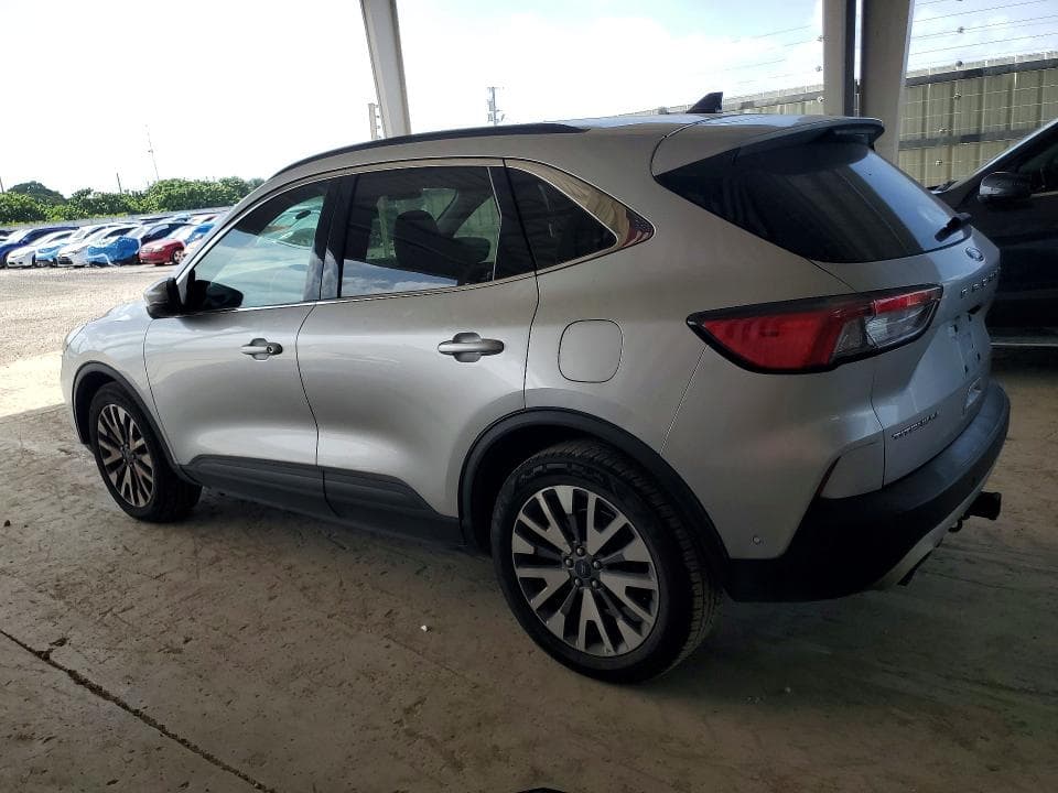 2020 FORD ESCAPE TITANIUM 2
