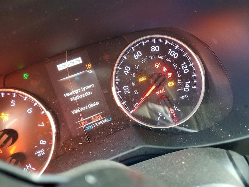 2020 TOYOTA RAV4 XLE 9