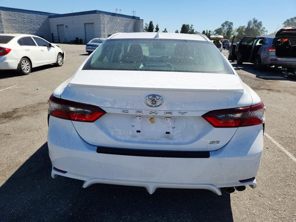 2023 TOYOTA CAMRY SE 6