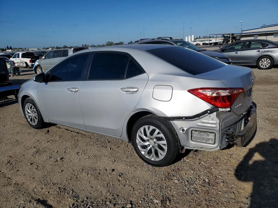 2018 TOYOTA COROLLA LE 2