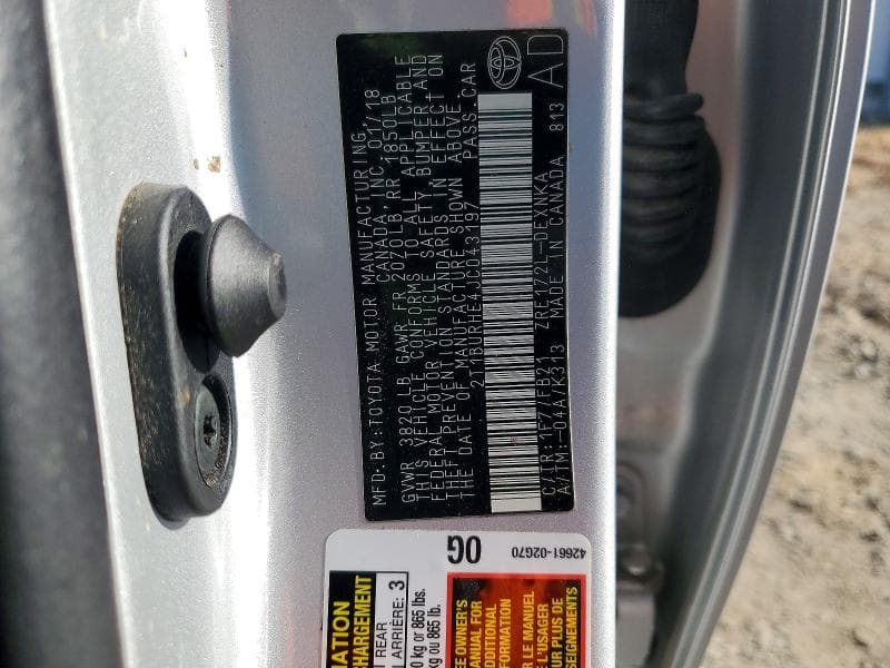 2018 TOYOTA COROLLA LE 12