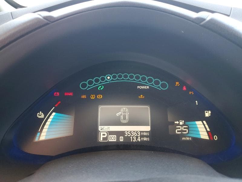 2017 NISSAN LEAF S 9