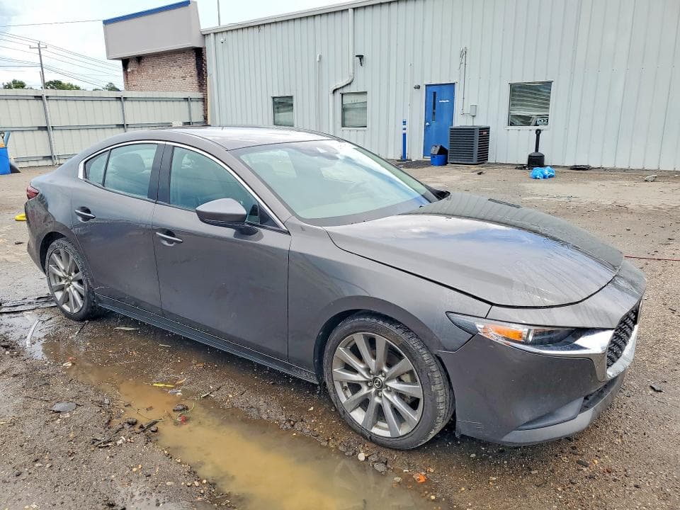 2021 MAZDA 3 SELECT 4