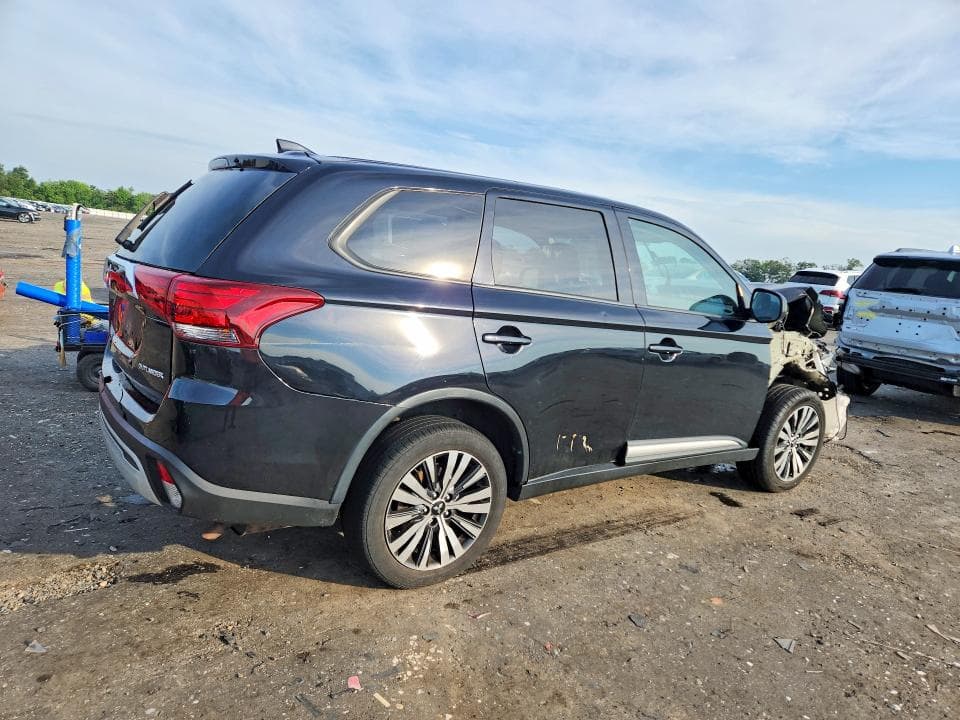 2019 MITSUBISHI OUTLANDER SE 3