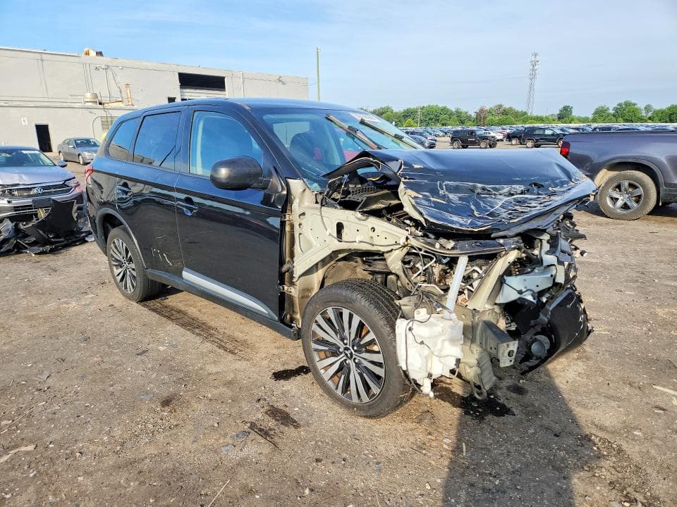 2019 MITSUBISHI OUTLANDER SE 4