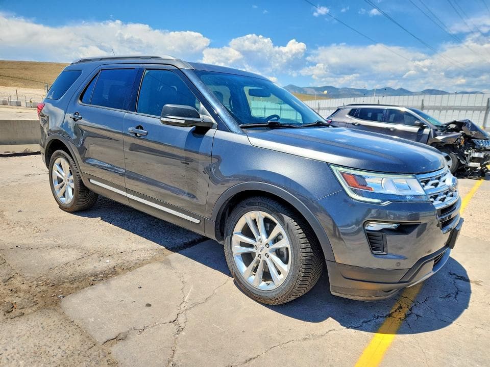 2019 FORD EXPLORER XLT XLT 4