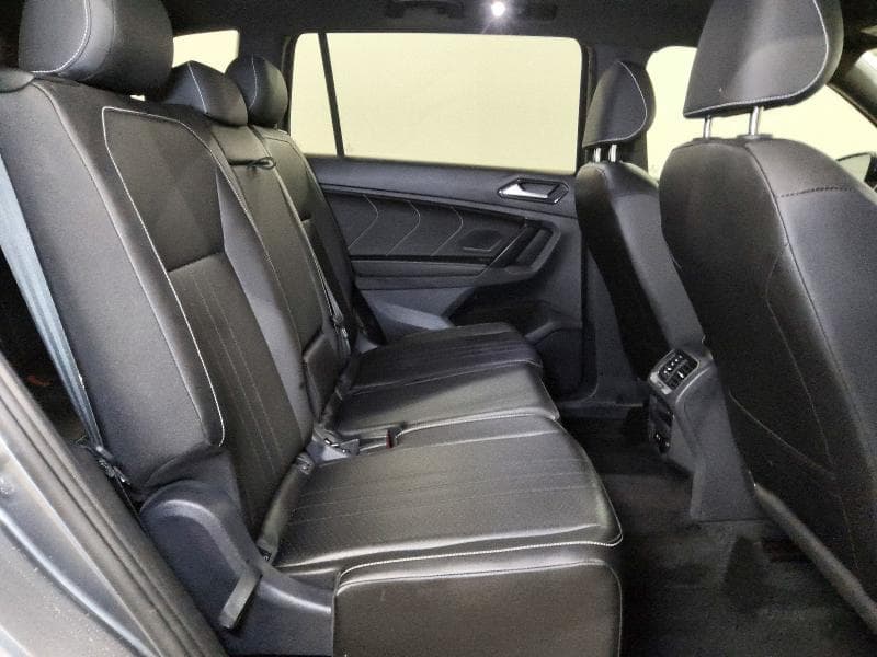 2023 VOLKSWAGEN TIGUAN SE R-LINE BLACK 11