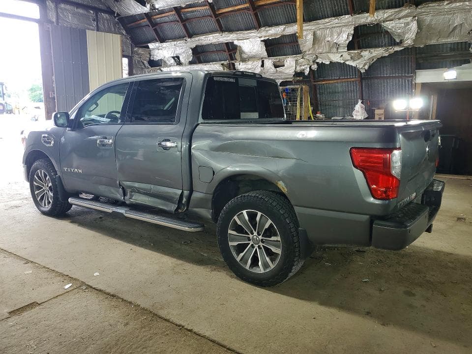 2017 NISSAN TITAN SL 2