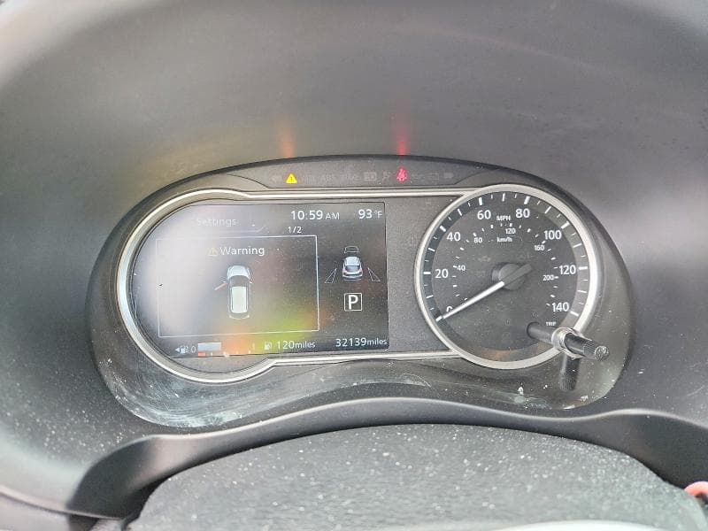 2019 NISSAN KICKS SR 9