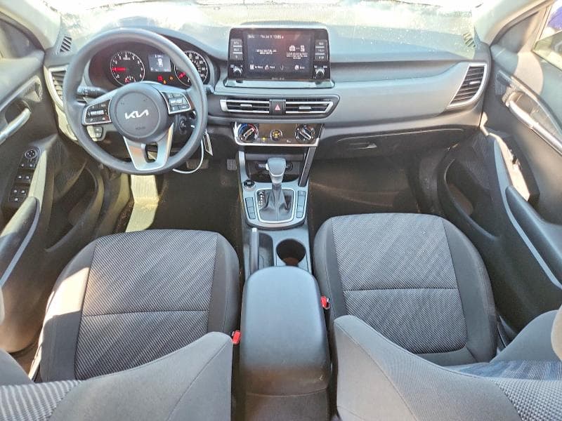 2023 KIA SELTOS LX 8