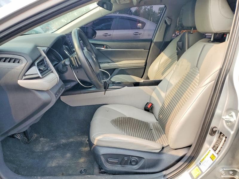 2022 TOYOTA CAMRY SE SE 7