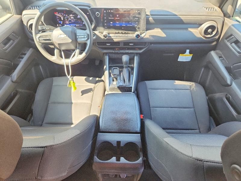 2025 CHEVROLET COLORADO 8