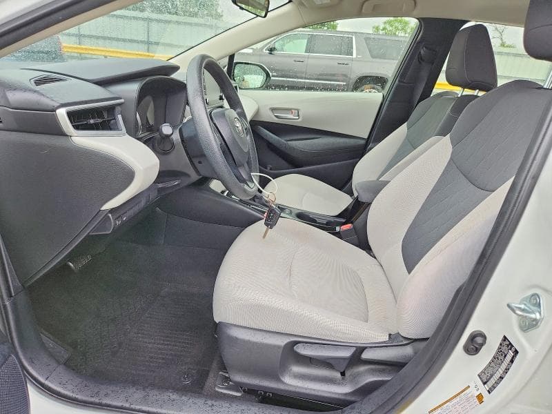 2020 TOYOTA COROLLA LE 7