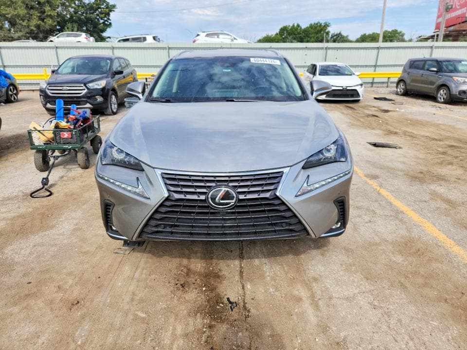 2018 LEXUS NX 300 BASE 5