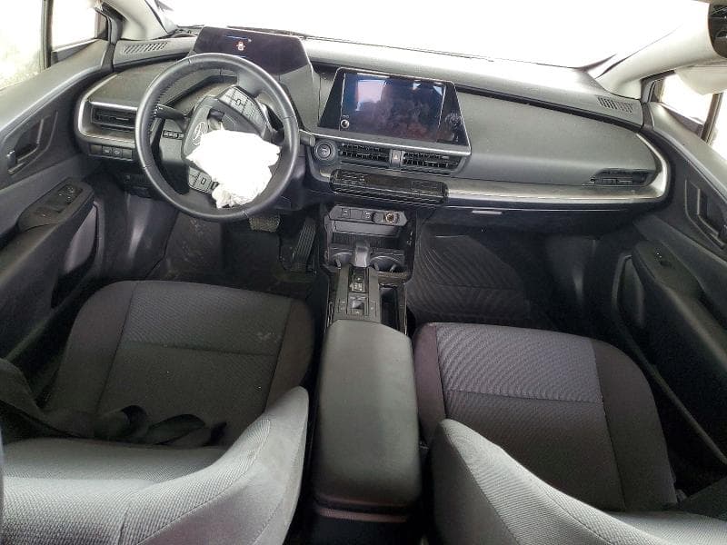 2024 TOYOTA PRIUS LE 8