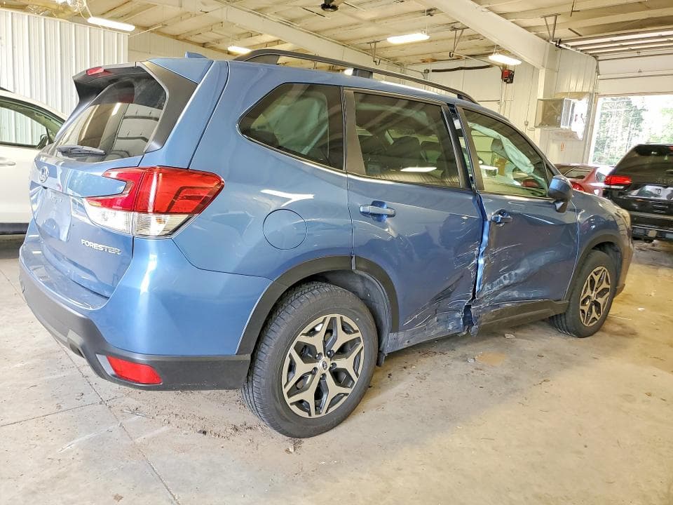2020 SUBARU FORESTER PREMIUM PREMIUM 3